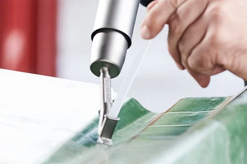 Saldatrici per plastica auto – Hot stapler Leister e kit saldatura Saldatrici per riparazione plastica auto e paraurti in carrozzeria